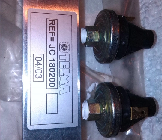Выключатель давления ((3;5;7;10PSI) JC180200 TELMA) 3524-00090 {YUTONG 6129}